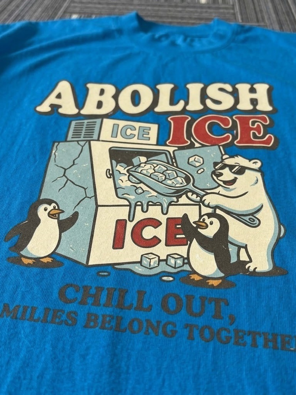 Gildan Funny Polar Bear And Penguin Graphic Shirt - Picture 2 of 2